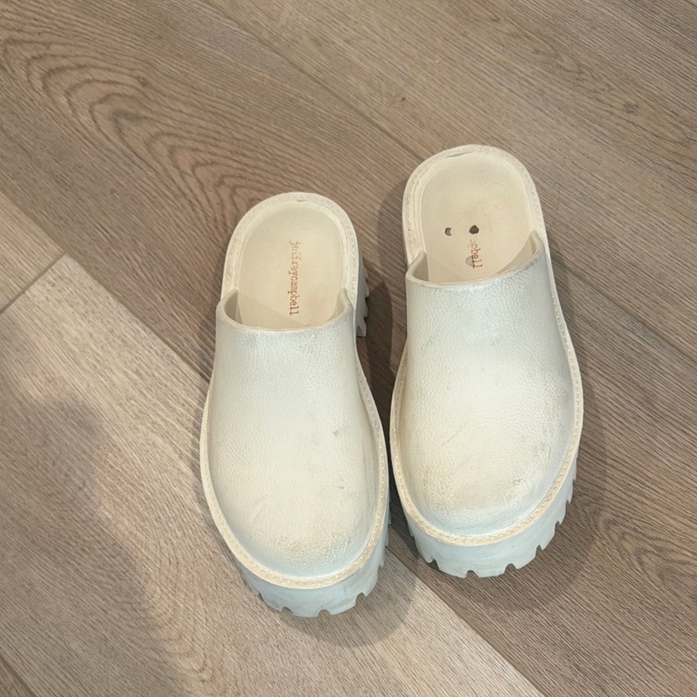 Jeffrey Campbell clogs